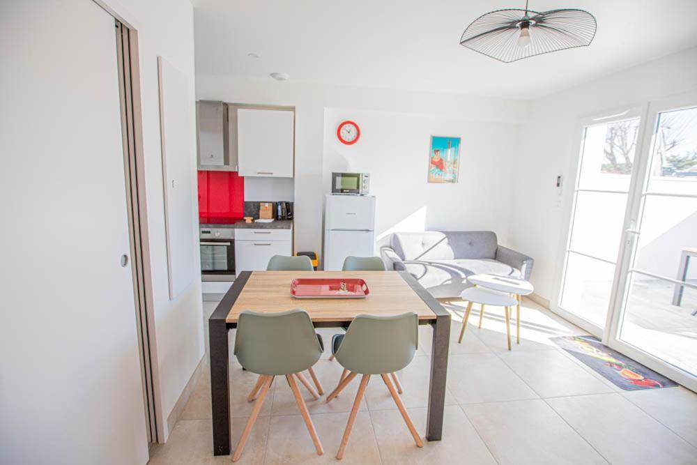 La Fregate Maison Avec Piscine/Parking/Wifi/Plages 5Kms Les Mathes Luaran gambar