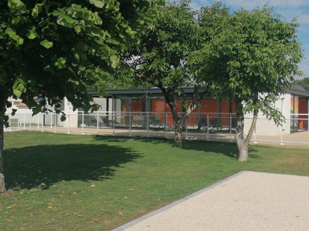 La Fregate Maison Avec Piscine/Parking/Wifi/Plages 5Kms Les Mathes Luaran gambar