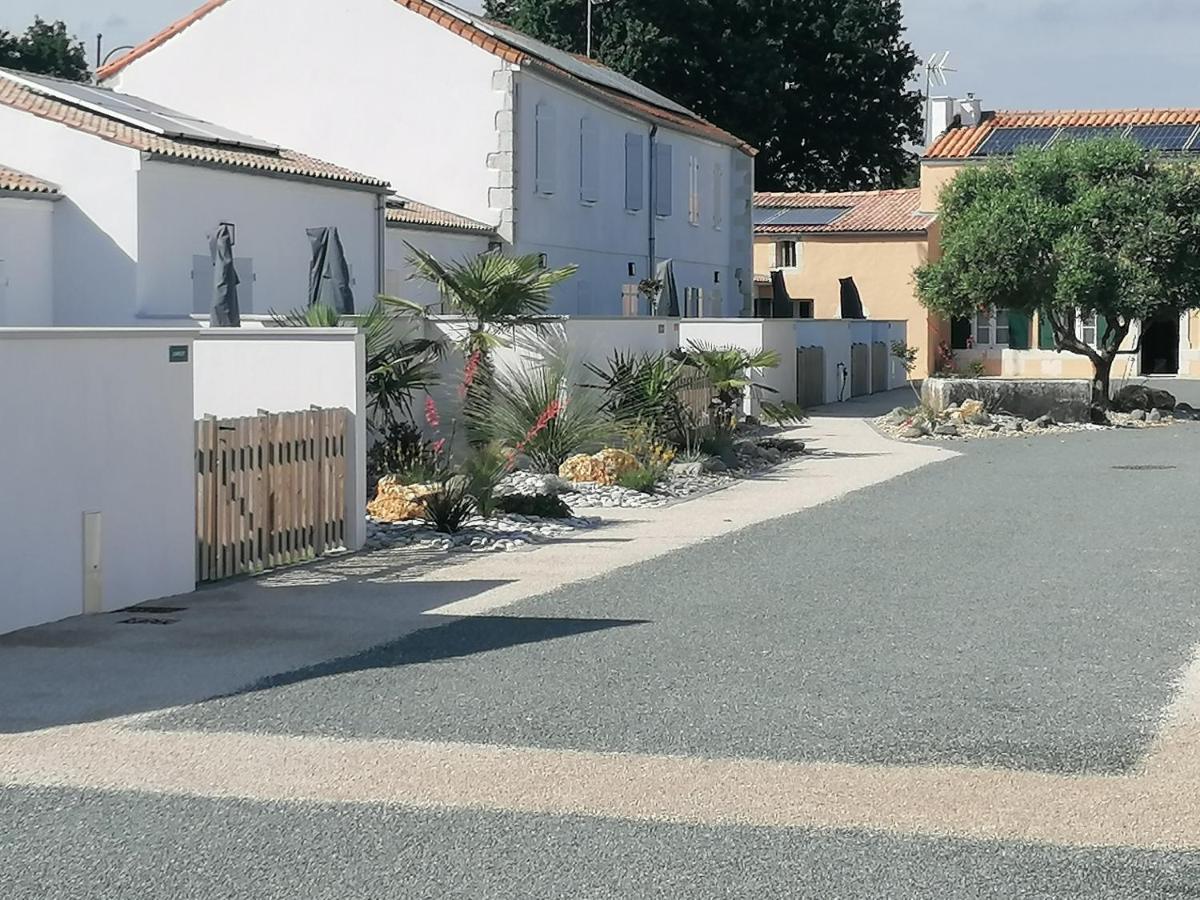 La Fregate Maison Avec Piscine/Parking/Wifi/Plages 5Kms Les Mathes Luaran gambar