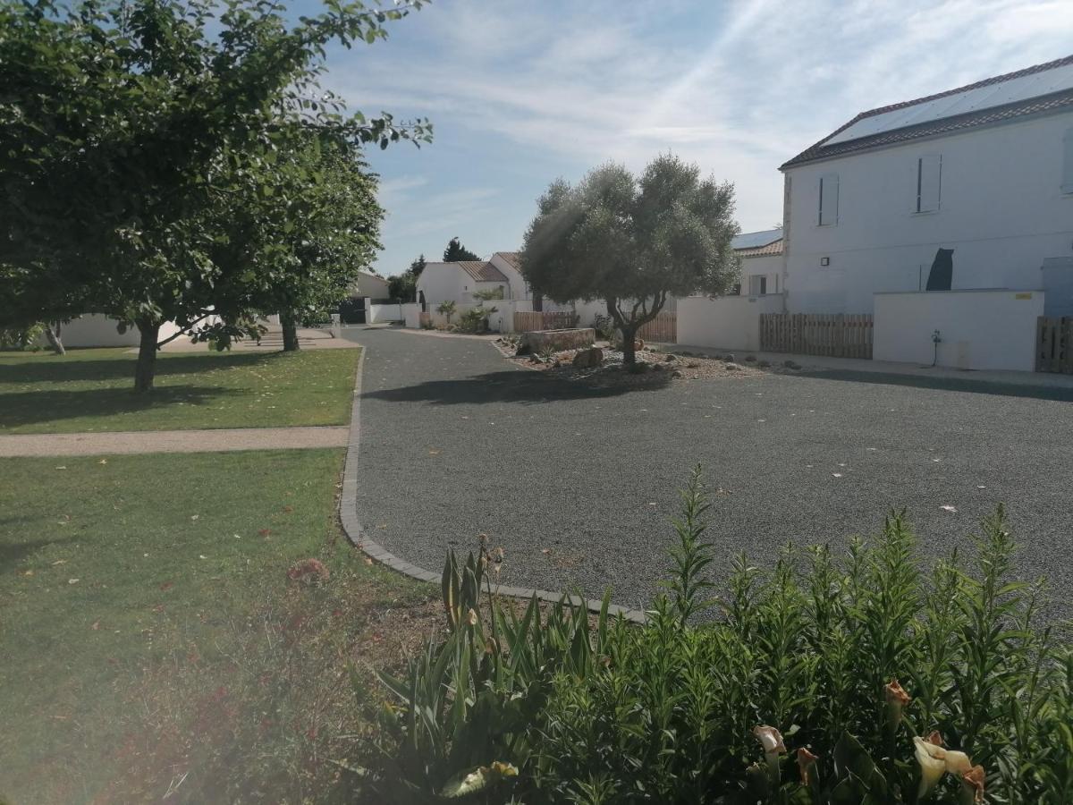 La Fregate Maison Avec Piscine/Parking/Wifi/Plages 5Kms Les Mathes Luaran gambar